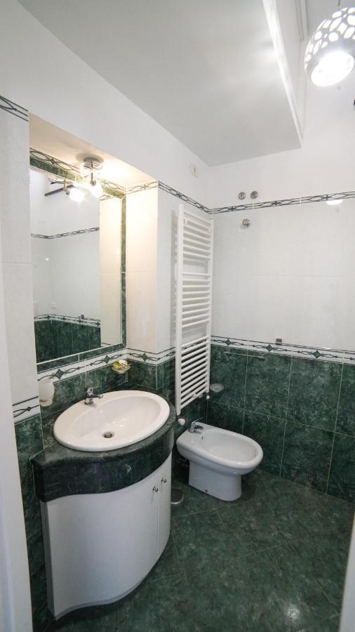 Mira Vico Apartments Вико Екуензе Екстериор снимка