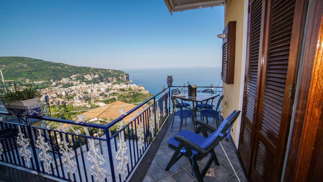 Mira Vico Apartments Вико Екуензе Екстериор снимка